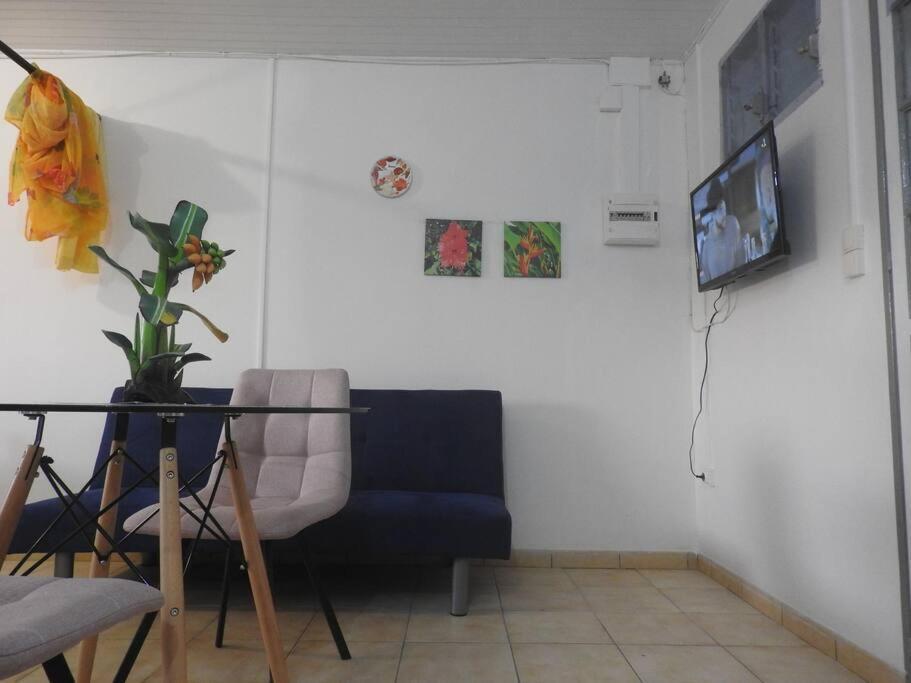 Studio Hibiscus-Ch Vue Sur Mer,Plage,Clim Les Anses-d'Arlets Exterior foto